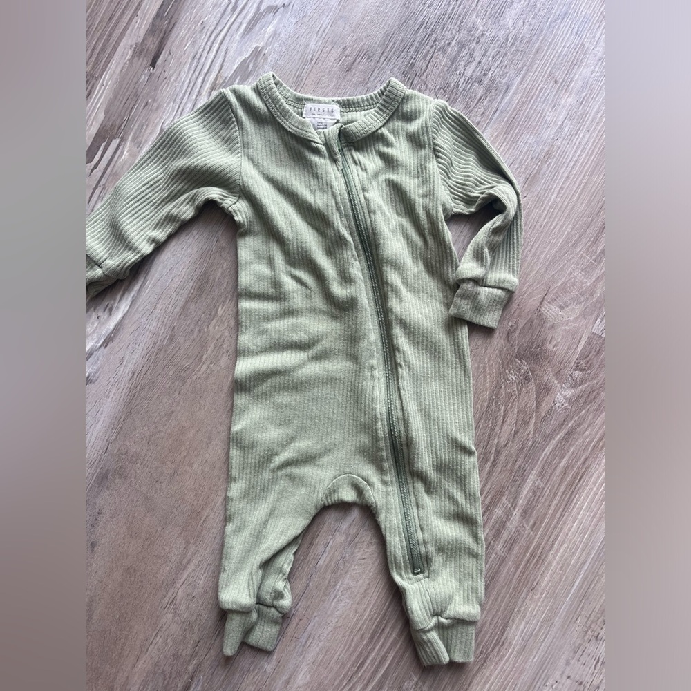 FIRSTS organic cotton blend sage green long sleeve Onesie size 3 months